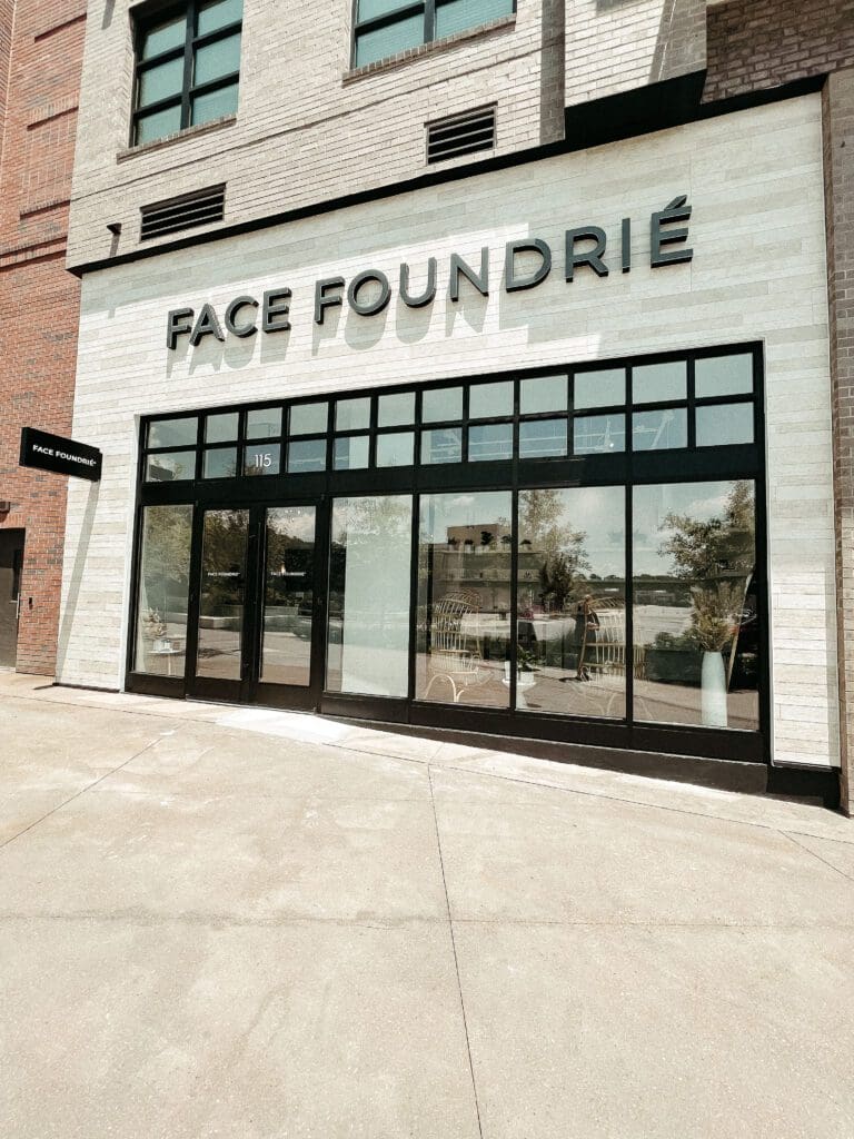 Face Foundrie franchise